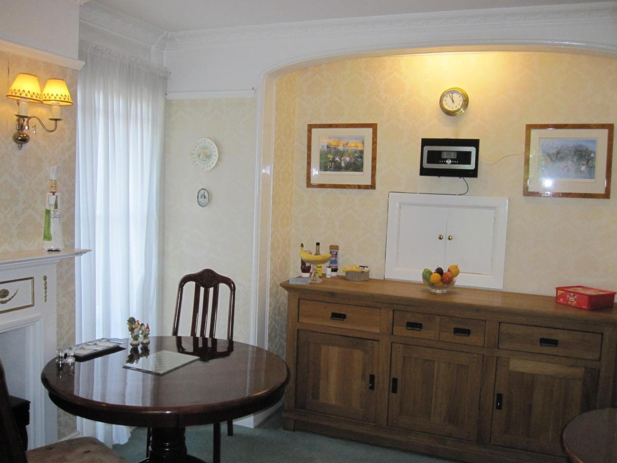 Clayhill House Bed & Breakfast Lyndhurst Bagian luar foto