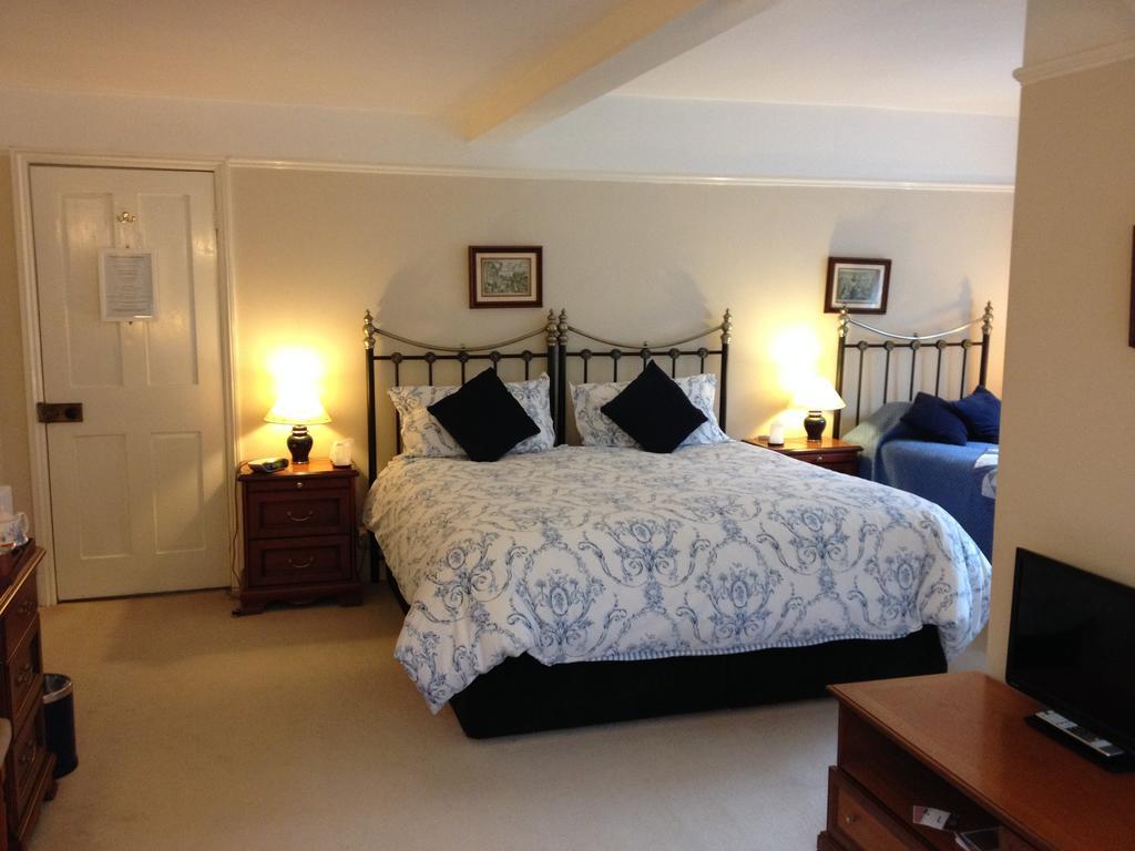 Clayhill House Bed & Breakfast Lyndhurst Bagian luar foto